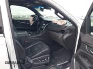 ✅ 2016 Cadillac Escalade ESV Platinum • VIN: 1GYS3KKJXGR417479 • Lot: 41229407. Wystawiony na IAAI z przebiegiem 139 024 mil. Bezpłatny archiwum sprzedaży aukcyjnych z USA i szczegółowy raport historii pojazdu na DreamBid. Zdjęcie 5.