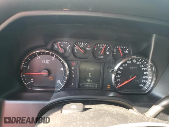 ✅ 2017 Chevrolet Silverado 2500HD Work Truck • VIN: 1GC1KUEY2HF141052 • Lot: 63424255. Wystawiony na Copart z przebiegiem 214 680 mil. Bezpłatny archiwum sprzedaży aukcyjnych z USA i szczegółowy raport historii pojazdu na DreamBid. Zdjęcie 9.