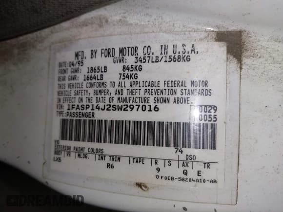 ✅ 1995 Ford Escort • VIN: 1FASP14J2SW297016 • Lot: 42579348. Listed on IAAI with 101,941 mi. Free auction sales archive from the USA and detailed vehicle history report at DreamBid. Image 9.