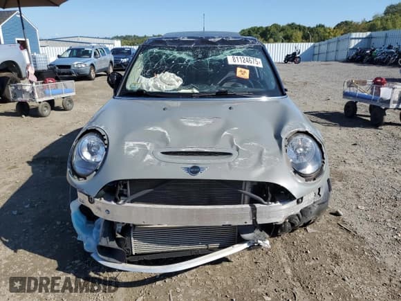 ✅ 2019 MINI Hardtop 4 Door Cooper S • VIN: WMWXU3C5XK2F52169 • Lot: 81124675. Listed on Copart with Not provided. Free auction sales archive from the USA and detailed vehicle history report at DreamBid. Image 5.