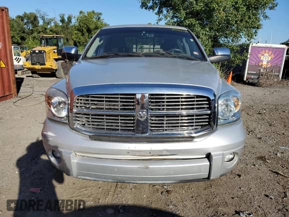 2007 Dodge 1500 SLT с VIN 1D3HA18257J584032, выставлен на аукционе Copart как лот 69973794 с пробегом 217 045 миль миль и Чистый • Clean title. История ставок и продаж доступна на DreamBid. Изображение 5.