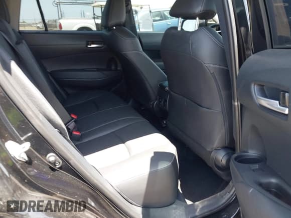 ✅ 2023 Toyota Corolla Cross XLE • VIN: 7MUDAAAG3PV069634 • Lot: 42489692. Listed on IAAI with 18,923 mi. Free auction sales archive from the USA and detailed vehicle history report at DreamBid. Image 8.