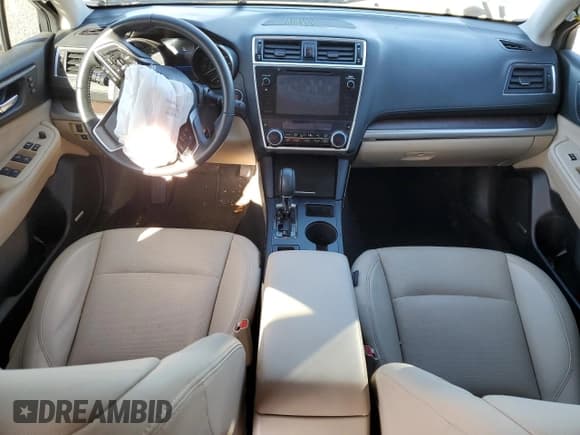 ✅ 2018 Subaru Outback Limited • VIN: 4S4BSANC4J3200340 • Lot: 82189474. Listed on Copart with Not provided. Free auction sales archive from the USA and detailed vehicle history report at DreamBid. Image 8.