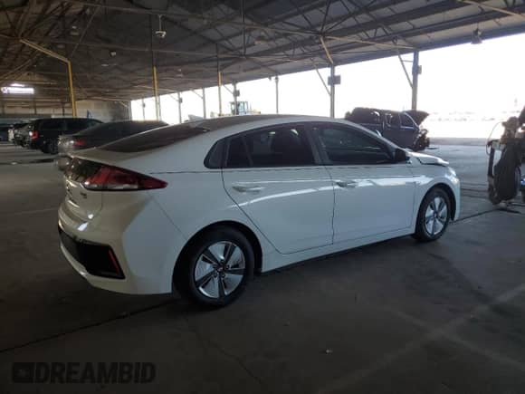 2017 Hyundai Ioniq Blue с VIN KMHC65LC2HU049666, выставлен на аукционе Copart как лот 53803214 с пробегом 159 920 миль миль и Списание • Salvage title. История ставок и продаж доступна на DreamBid. Изображение 3.