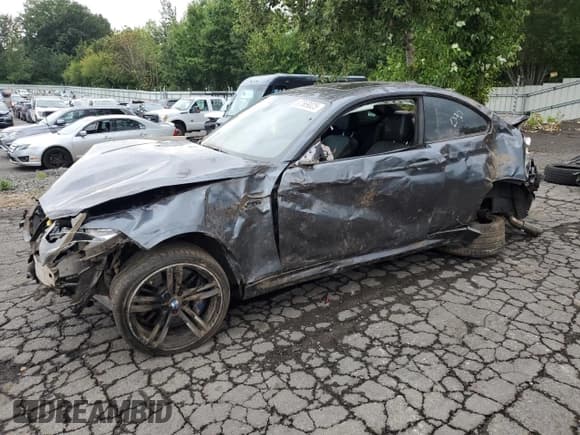 ✅ 2018 BMW M2 • VIN: WBS1J5C51J7B70362 • Lot: 67569025. Wystawiony na Copart z przebiegiem 70 502 mil. Bezpłatny archiwum sprzedaży aukcyjnych z USA i szczegółowy raport historii pojazdu na DreamBid. Zdjęcie 1.