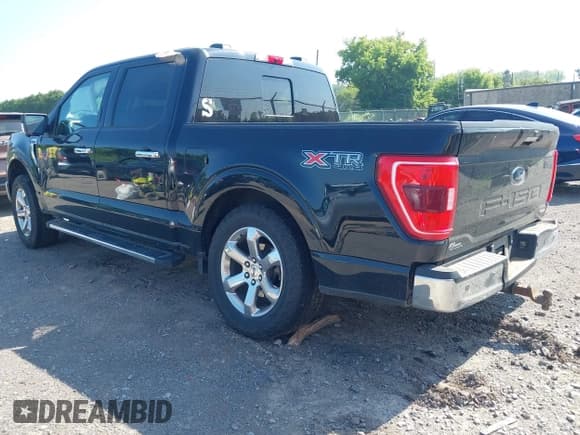 ✅ 2021 Ford F-150 XL • VIN: 1FTEW1EP9MFA82054 • Lot: 42739603. Listed on IAAI with 47,937 mi. Free auction sales archive from the USA and detailed vehicle history report at DreamBid. Image 3.