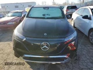 ✅ 2023 Mercedes-Benz EQE 350 • VIN: 4JGGM1CB5PA016930 • Lot: 41049674. Wystawiony na Copart z przebiegiem Nie podano. Bezpłatny archiwum sprzedaży aukcyjnych z USA i szczegółowy raport historii pojazdu na DreamBid. Zdjęcie 5.