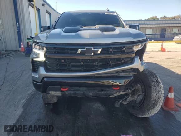 ✅ 2023 Chevrolet Silverado 1500 LT Trail Boss • VIN: 3GCUDFEL9PG326414 • Lot: 86667995. Wystawiony na Copart z przebiegiem 35 262 mil. Bezpłatny archiwum sprzedaży aukcyjnych z USA i szczegółowy raport historii pojazdu na DreamBid. Zdjęcie 5.