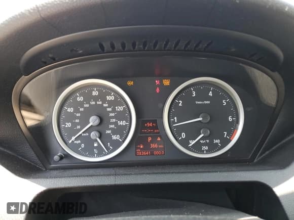 ✅ 2006 BMW 6 Series 650Ci • VIN: WBAEK13466CN75082 • Lot: 68375785. Wystawiony na Copart z przebiegiem 83 641 mil. Bezpłatny archiwum sprzedaży aukcyjnych z USA i szczegółowy raport historii pojazdu na DreamBid. Zdjęcie 9.