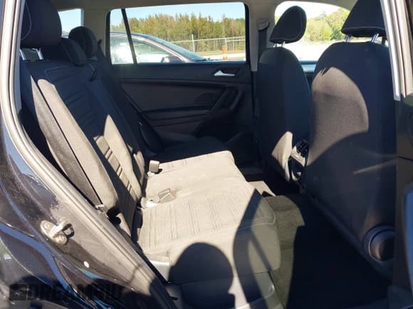 ✅ 2022 Volkswagen Tiguan S • VIN: 3VV0B7AX3NM045910 • Lot: 43461631. Listed on IAAI with 47,593 mi. Free auction sales archive from the USA and detailed vehicle history report at DreamBid. Image 8.