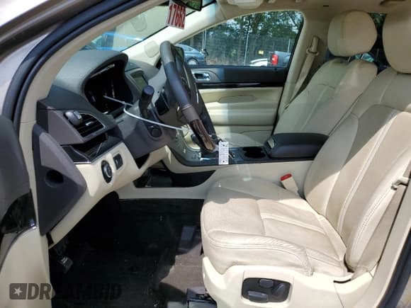 ✅ 2019 Lincoln MKT Reserve • VIN: 2LMHJ5AT2KBL02753 • Lot: 62438484. Wystawiony na Copart z przebiegiem Nie podano. Bezpłatny archiwum sprzedaży aukcyjnych z USA i szczegółowy raport historii pojazdu na DreamBid. Zdjęcie 7.