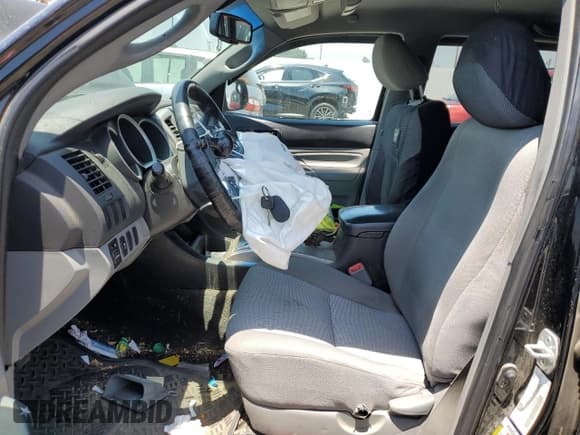 ✅ 2013 Toyota Tacoma • VIN: 5TFJX4CN1DX030720 • Lot: 60497035. Listed on Copart with 188,318 mi. Free auction sales archive from the USA and detailed vehicle history report at DreamBid. Image 7.