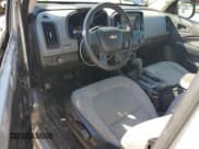 ✅ 2018 Chevrolet Colorado 2WD Work Truck • VIN: 1GCHSBEA1J1298645 • Lot: 83957055. Wystawiony na Copart z przebiegiem 153 186 mil. Bezpłatny archiwum sprzedaży aukcyjnych z USA i szczegółowy raport historii pojazdu na DreamBid. Zdjęcie 8.