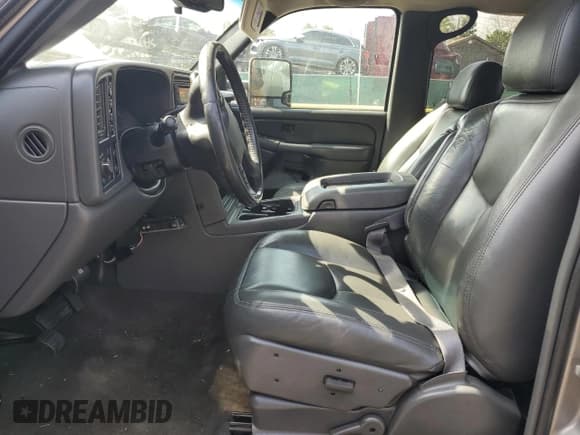 ✅ 2007 Chevrolet Silverado 1500 LT2 • VIN: 2GCEK13N271128901 • Лот: 68681065. Опубликован ранее на Copart с пробегом 187 362 миль. Бесплатный доступ к архиву аукционных продаж из США и подробный отчёт об истории автомобиля на DreamBid. Изображение 7.