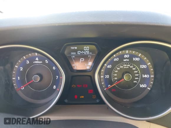 ✅ 2012 Hyundai Elantra GLS • VIN: 5NPDH4AE4CH088392 • Lot: 43609673. Listed on IAAI with 104,428 mi. Free auction sales archive from the USA and detailed vehicle history report at DreamBid. Image 7.