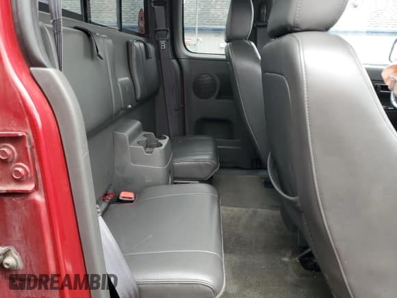 ✅ 2006 Chevrolet Colorado 1LT • VIN: 1GCDT196768140935 • Lot: 56552355. Wystawiony na Copart z przebiegiem 134 581 mil. Bezpłatny archiwum sprzedaży aukcyjnych z USA i szczegółowy raport historii pojazdu na DreamBid. Zdjęcie 10.