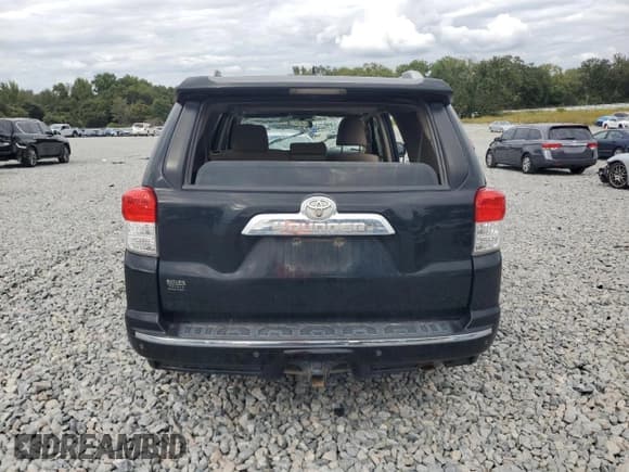 ✅ 2012 Toyota 4Runner Limited • VIN: JTEZU5JRXC5045150 • Lot: 85169735. Listed on Copart with 182,892 mi. Free auction sales archive from the USA and detailed vehicle history report at DreamBid. Image 6.