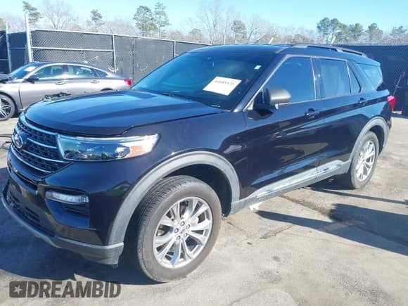 ✅ 2020 Ford Explorer XLT • VIN: 1FMSK8DH6LGA79604 • Lot: 41685528. Wystawiony na IAAI z przebiegiem 65 718 mil. Bezpłatny archiwum sprzedaży aukcyjnych z USA i szczegółowy raport historii pojazdu na DreamBid. Zdjęcie 2.