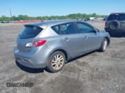 ✅ 2013 Mazda 3 i Grand Touring • VIN: JM1BL1M70D1835559 • Lot: 42227352. Wystawiony na IAAI z przebiegiem 208 394 mil. Bezpłatny archiwum sprzedaży aukcyjnych z USA i szczegółowy raport historii pojazdu na DreamBid. Zdjęcie 4.