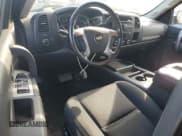 ✅ 2008 Chevrolet Silverado 2500HD 1LT • VIN: 1GCHK29K38E175855 • Lot: 71633335. Wystawiony na Copart z przebiegiem 94 480 mil. Bezpłatny archiwum sprzedaży aukcyjnych z USA i szczegółowy raport historii pojazdu na DreamBid. Zdjęcie 8.