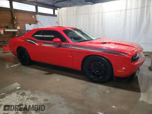 2010 Dodge Challenger R/T Classic z VIN 2B3CJ5DT3AH118649, wystawiony jako Copart lot #75444074 z przebiegiem 91 689 mil mil oraz Szkoda całkowita • Salvage title. Historia ofert i sprzedaży dostępna na DreamBid. Obrazek 4.