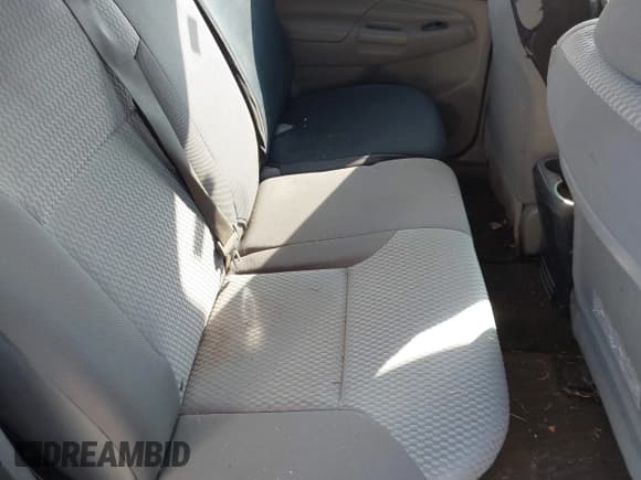 ✅ 2014 Toyota Tacoma • VIN: 5TFJX4CN4EX039669 • Lot: 43412748. Listed on IAAI with 171,537 mi. Free auction sales archive from the USA and detailed vehicle history report at DreamBid. Image 8.