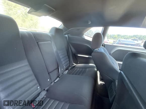 ✅ 2009 Dodge Challenger SE • VIN: 2B3LJ44V89H577103 • Lot: 55527425. Wystawiony na Copart z przebiegiem 172 791 mil. Bezpłatny archiwum sprzedaży aukcyjnych z USA i szczegółowy raport historii pojazdu na DreamBid. Zdjęcie 6.