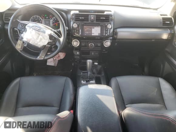 ✅ 2016 Toyota 4Runner Limited • VIN: JTEBU5JR1G5299949 • Lot: 84444565. Listed on Copart with 181,671 mi. Free auction sales archive from the USA and detailed vehicle history report at DreamBid. Image 8.