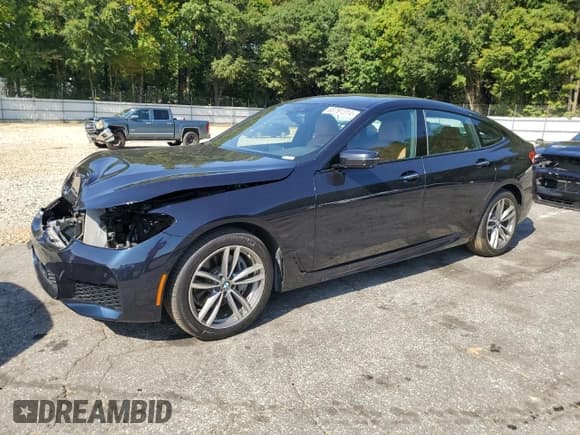 ✅ 2018 BMW 6 Series 640i xDrive • VIN: WBAJV6C51JBJ99806 • Lot: 68791314. Listed on Copart with 25,867 mi. Free auction sales archive from the USA and detailed vehicle history report at DreamBid. Image 1.