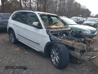 ✅ 2011 BMW X5 35i • VIN: 5UXZV4C57BL404484 • Lot: 43822833. Wystawiony na IAAI z przebiegiem Nie podano. Bezpłatny archiwum sprzedaży aukcyjnych z USA i szczegółowy raport historii pojazdu na DreamBid. Zdjęcie 1.