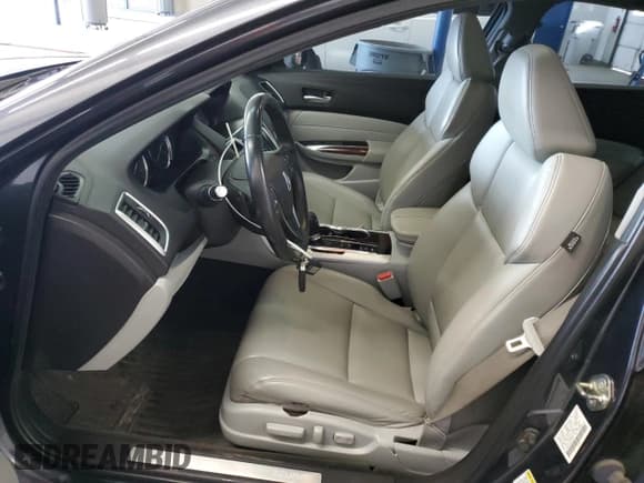 ✅ 2015 Acura TLX • VIN: 19UUB1F30FA019705 • Lot: 87029745. Listed on Copart with 107,551 mi. Free auction sales archive from the USA and detailed vehicle history report at DreamBid. Image 7.