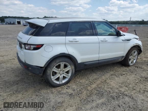 ✅ 2015 Land Rover Range Rover Evoque Pure Plus • VIN: SALVP2BG3FH049669 • Лот: 70842074. Опубликован ранее на Copart с пробегом Не указан. Бесплатный доступ к архиву аукционных продаж из США и подробный отчёт об истории автомобиля на DreamBid. Изображение 3.
