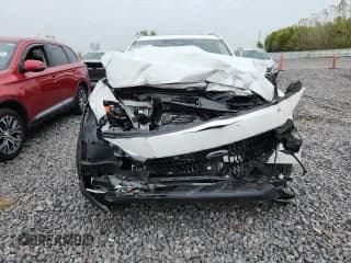 ✅ 2025 Mazda CX-90 Preferred • VIN: JM3KKBHD5S1225413 • Lot: 85933385. Wystawiony na Copart z przebiegiem Nie podano. Bezpłatny archiwum sprzedaży aukcyjnych z USA i szczegółowy raport historii pojazdu na DreamBid. Zdjęcie 5.