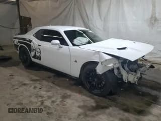 ✅ 2016 Dodge Challenger R/T Scat Pack • VIN: 2C3CDZFJ5GH158298 • Lot: 64873004. Wystawiony na Copart z przebiegiem 49 588 mil. Bezpłatny archiwum sprzedaży aukcyjnych z USA i szczegółowy raport historii pojazdu na DreamBid. Zdjęcie 4.