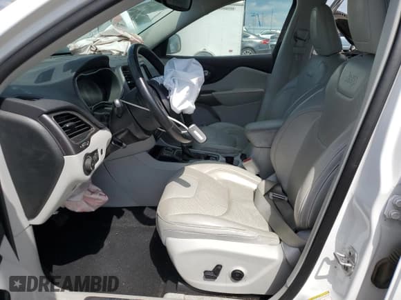 ✅ 2019 Jeep Cherokee Limited • VIN: 1C4PJLDN2KD284858 • Lot: 62315205. Wystawiony na Copart z przebiegiem 69 669 mil. Bezpłatny archiwum sprzedaży aukcyjnych z USA i szczegółowy raport historii pojazdu na DreamBid. Zdjęcie 7.