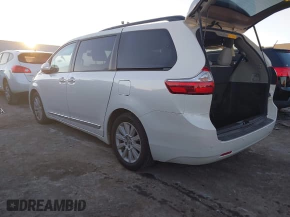 ✅ 2016 Toyota Sienna XLE • VIN: 5TDYK3DC9GS759983 • Лот: 40859938. Опубликован ранее на IAAI с пробегом 120 066 миль. Бесплатный доступ к архиву аукционных продаж из США и подробный отчёт об истории автомобиля на DreamBid. Изображение 3.