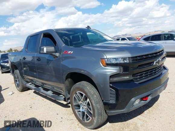 ✅ 2020 Chevrolet Silverado 1500 LT Trail Boss • VIN: 1GCPYFED3LZ333296 • Lot: 42853714. Wystawiony na IAAI z przebiegiem 55 722 mil. Bezpłatny archiwum sprzedaży aukcyjnych z USA i szczegółowy raport historii pojazdu na DreamBid. Zdjęcie 13.