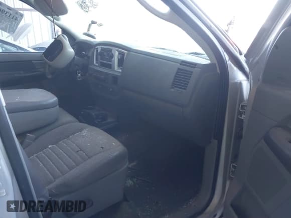 ✅ 2008 Dodge 1500 ST • VIN: 1D7HU18N28S535558 • Лот: 41139023. Опубликован ранее на IAAI с пробегом 172 920 миль. Бесплатный доступ к архиву аукционных продаж из США и подробный отчёт об истории автомобиля на DreamBid. Изображение 5.