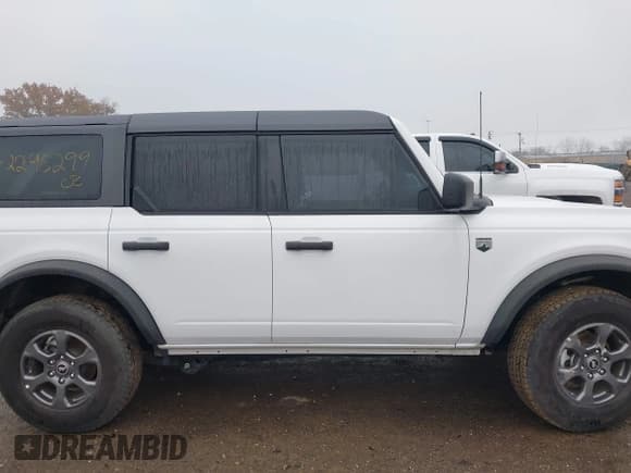 ✅ 2025 Ford Bronco Big Bend • VIN: 1FMDE7BH3SLA43663 • Lot: 42295299. Listed on IAAI with 3,737 mi. Free auction sales archive from the USA and detailed vehicle history report at DreamBid. Image 13.