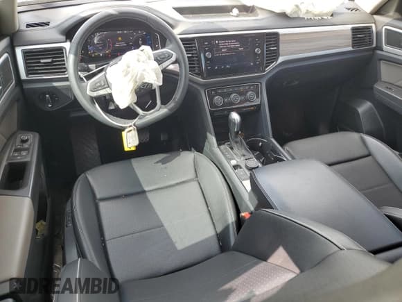 ✅ 2023 Volkswagen Atlas SEL • VIN: 1V2BR2CAXPC515819 • Lot: 50666225. Listed on Copart with 43,872 mi. Free auction sales archive from the USA and detailed vehicle history report at DreamBid. Image 8.