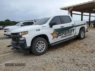 2019 Chevrolet Silverado 1500 Work Truck z VIN 1GCUYAEF7KZ378439, wystawiony jako Copart lot #56904415 z przebiegiem 144 466 mil mil oraz Szkoda całkowita • Salvage title. Historia ofert i sprzedaży dostępna na DreamBid. Obrazek 1.