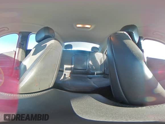 ✅ 2015 Chevrolet Malibu LT • VIN: 1G11C5SLXFF130382 • Lot: 85382765. Wystawiony na Copart z przebiegiem 182 011 mil. Bezpłatny archiwum sprzedaży aukcyjnych z USA i szczegółowy raport historii pojazdu na DreamBid. Zdjęcie 14.