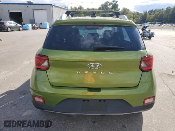 ✅ 2021 Hyundai Venue SEL • VIN: KMHRC8A39MU073092 • Lot: 76477964. Listed on Copart with 99,327 mi. Free auction sales archive from the USA and detailed vehicle history report at DreamBid. Image 6.