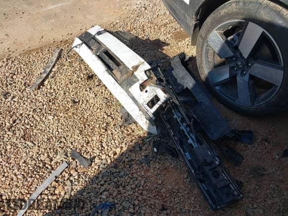 2024 Hyundai Santa Fe Limited с VIN 5NMP44GL4RH049192, выставлен на аукционе IAAI как лот 41400768 с пробегом 5 660 миль миль и . История ставок и продаж доступна на DreamBid. Изображение 12.