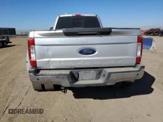 ✅ 2019 Ford F-450 XL • VIN: 1FT8W4DTXKEG74353 • Лот: 71077974. Опубликован ранее на Copart с пробегом 138 672 миль. Бесплатный доступ к архиву аукционных продаж из США и подробный отчёт об истории автомобиля на DreamBid. Изображение 6.