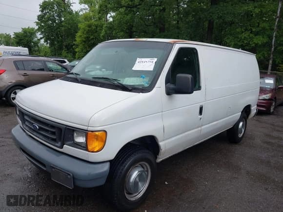 ✅ 2006 Ford Econoline Cargo • VIN: 1FTNE24L76DB16532 • Lot: 42145794. Listed on IAAI with 237,156 mi. Free auction sales archive from the USA and detailed vehicle history report at DreamBid. Image 2.