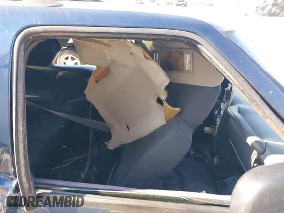 2004 Chevrolet Blazer LS with VIN 1GNCT18X94K138438, listed as a IAAI auction lot 42708741 with 177,541 mi miles and . Bid and sale history available at DreamBid. Image 5.