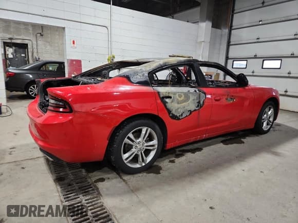 ✅ 2019 Dodge Charger SXT • VIN: 2C3CDXJG1KH667104 • Lot: 82522455. Listed on Copart with Not provided. Free auction sales archive from the USA and detailed vehicle history report at DreamBid. Image 3.