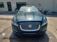 ✅ 2015 Jaguar XJ Portfolio • VIN: SAJWA2GZ3F8V83733 • Lot: 61975205. Wystawiony na Copart z przebiegiem 127 884 mil. Bezpłatny archiwum sprzedaży aukcyjnych z USA i szczegółowy raport historii pojazdu na DreamBid. Zdjęcie 5.