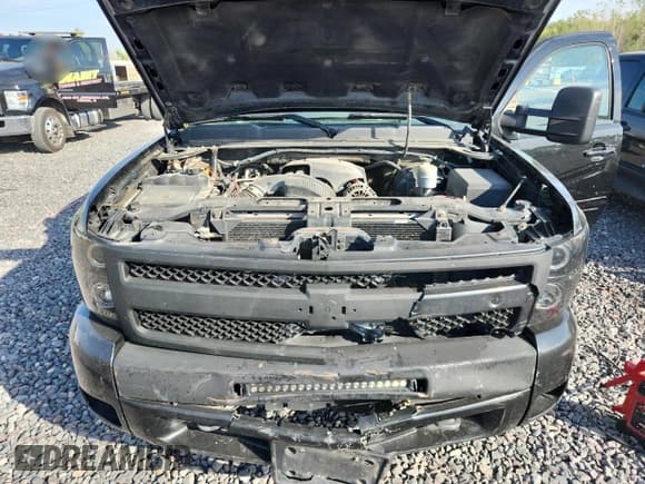 ✅ 2011 Chevrolet Silverado 1500 LT • VIN: 3GCPKSE34BG166401 • Lot: 81984535. Listed on Copart with 284,439 mi. Free auction sales archive from the USA and detailed vehicle history report at DreamBid. Image 11.